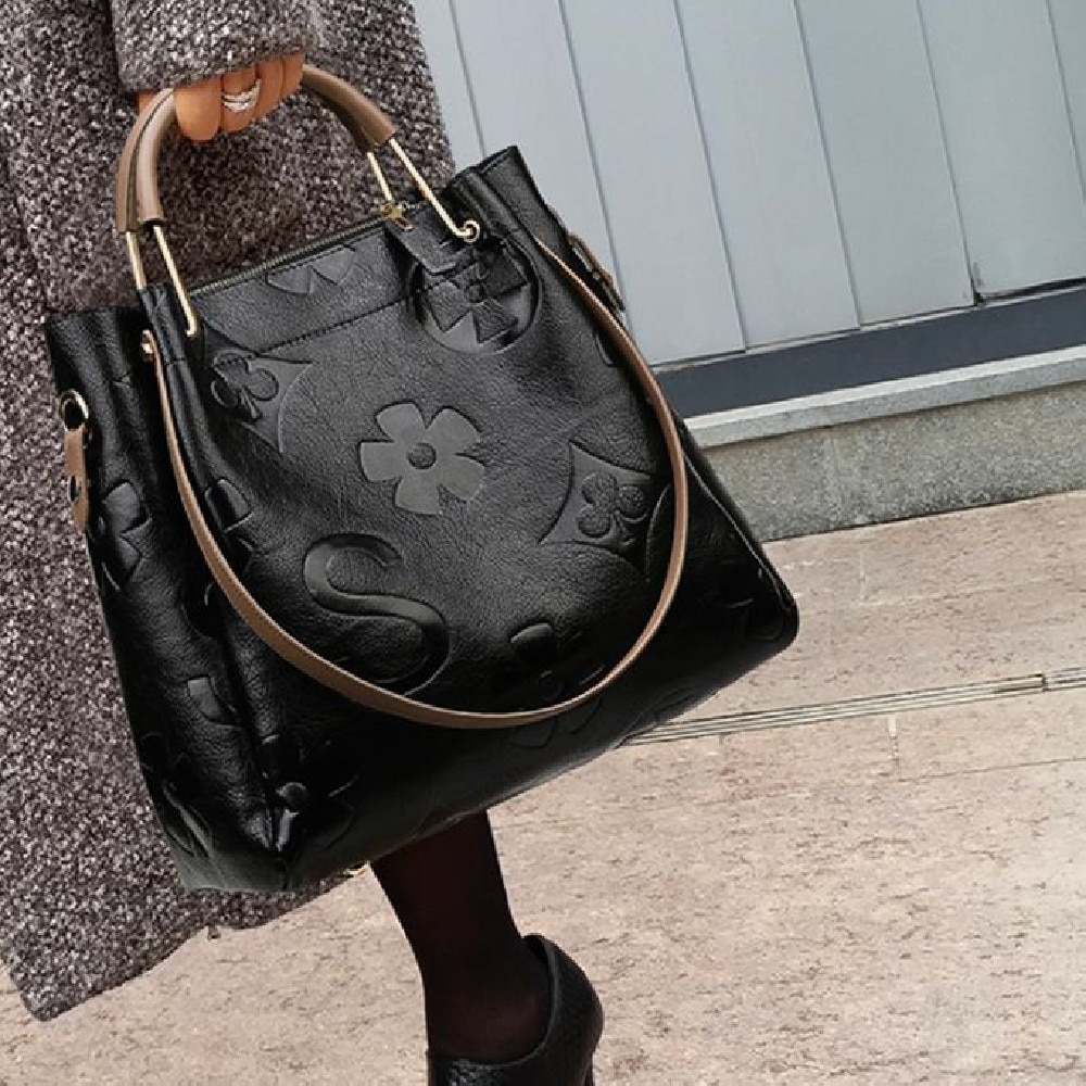 New-lady-s-bag-fashionable-and-large-volume-bucket-bag-woman-s-one-shoulder-bag-fashionable